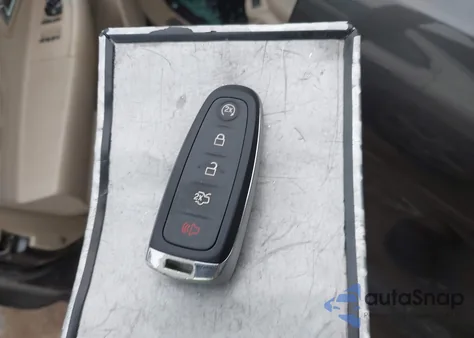 2019 Ford Taurus Limited z USA, uszkodzony, nr VIN 1FAHP2F84KG101100